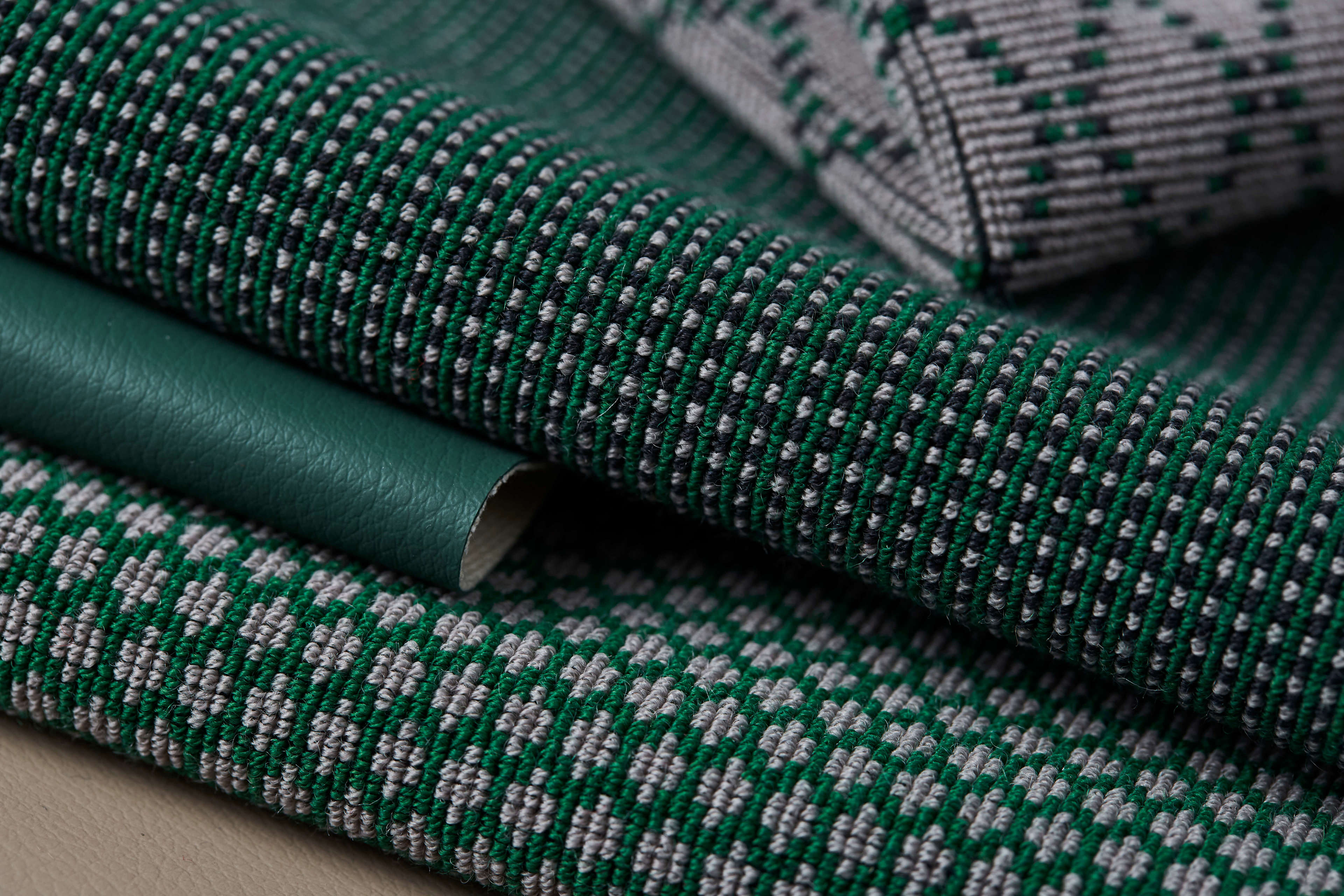 Green Hybrid 2 Green Hybrid 2